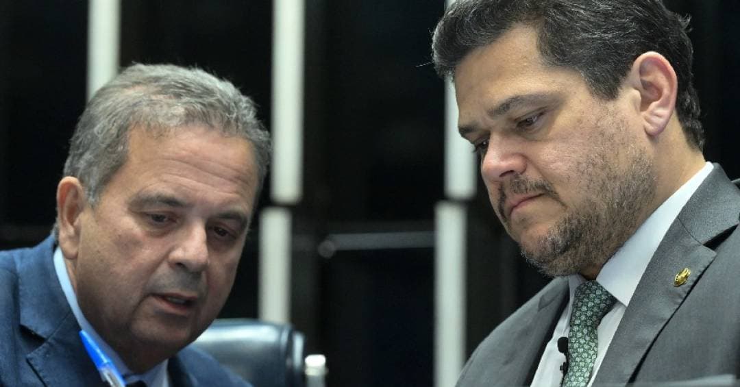 PEC 6×1 avança no Senado e força Flávio Bolsonaro a reagir