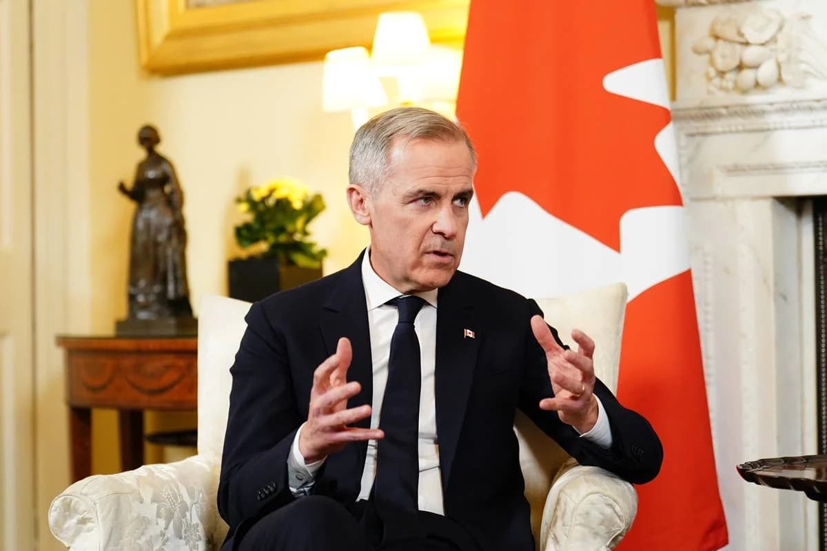 Canadá suspende negociação com EUA e retalia com tarifa 50%