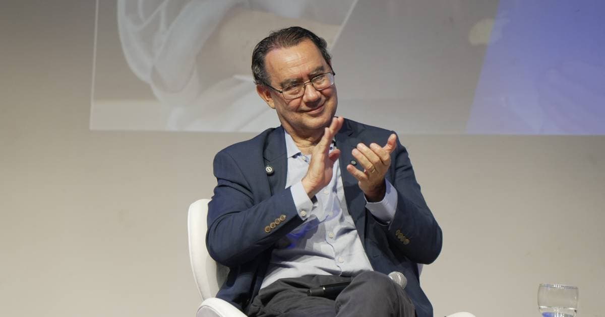 Augusto Cury ultrapassa 10% e expõe colapso de Caiado e Zema
