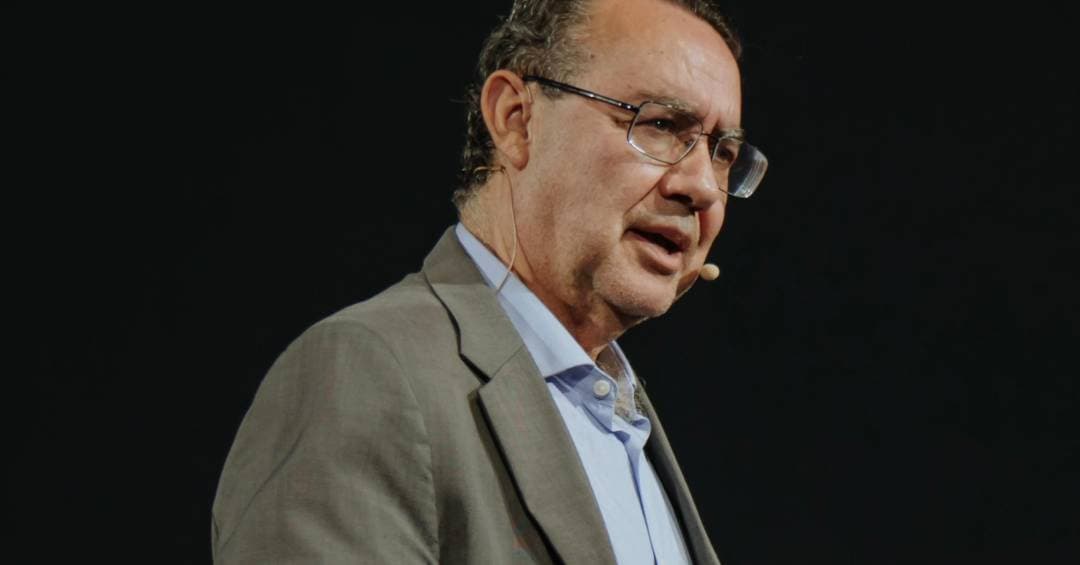 Augusto Cury supera Lula e Flávio Bolsonaro no Instagram