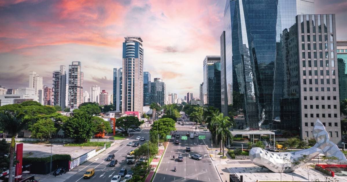 Aluguel comercial sobe 11% e Selic em 13,75% trava vendas