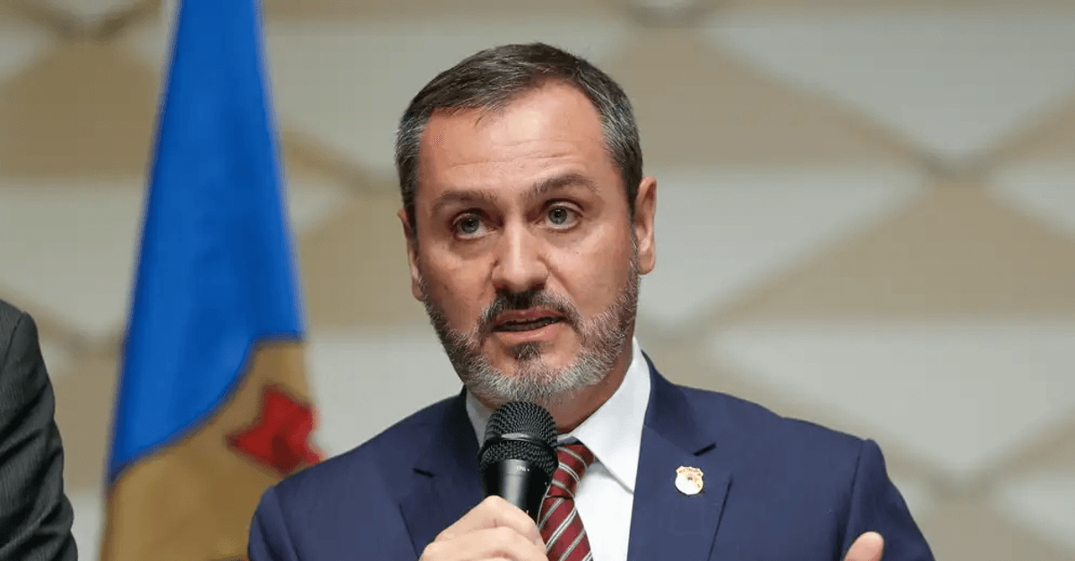 PF: Mendonça afasta Andrei e expõe tensão na inteligência