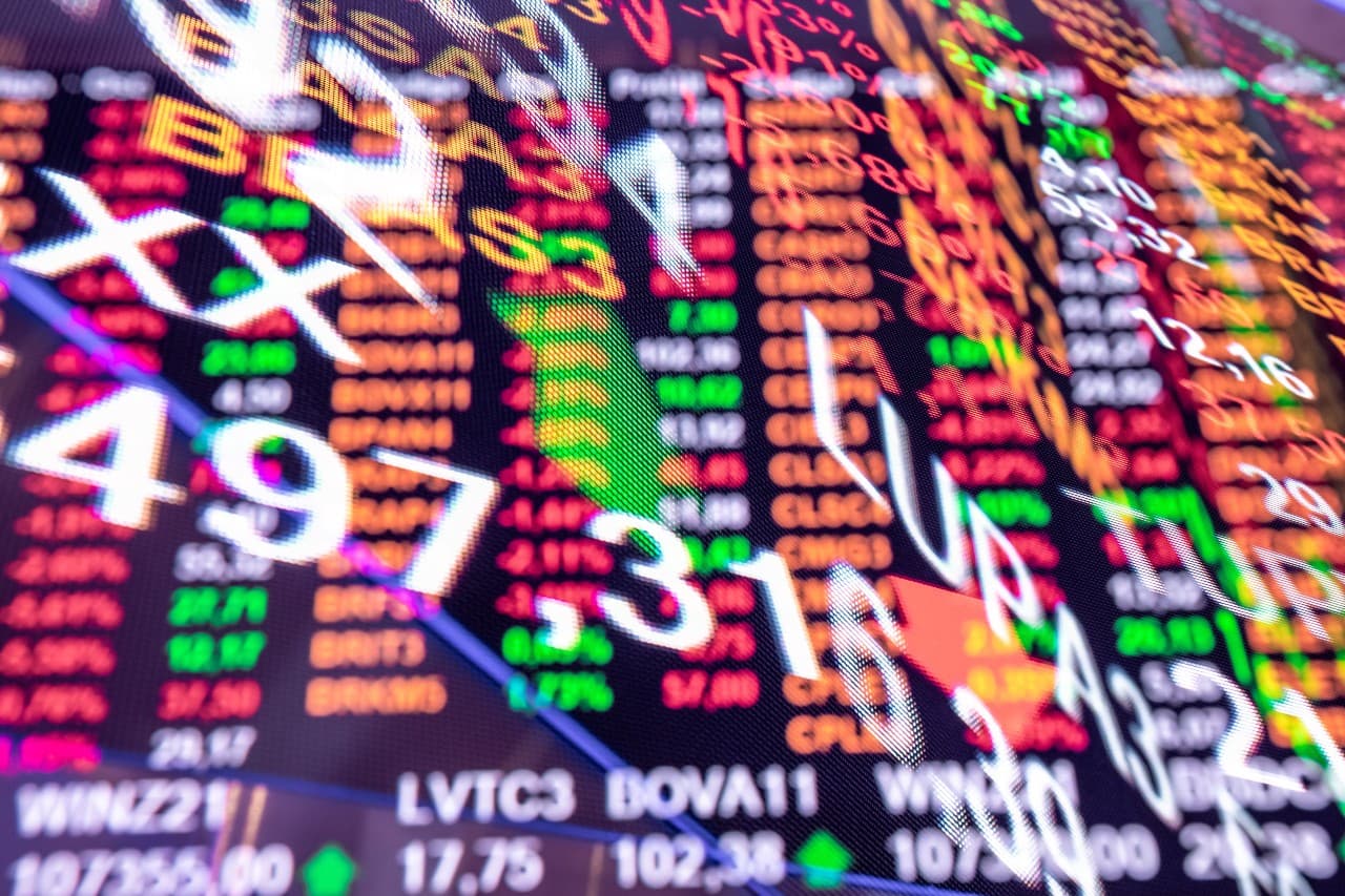 Ibovespa sobe 5,03% em setembro com aposta em juros menores