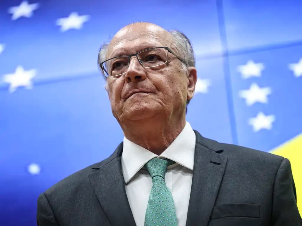 Fim da escala 6×1 expõe disputa eleitoral entre governo e PL