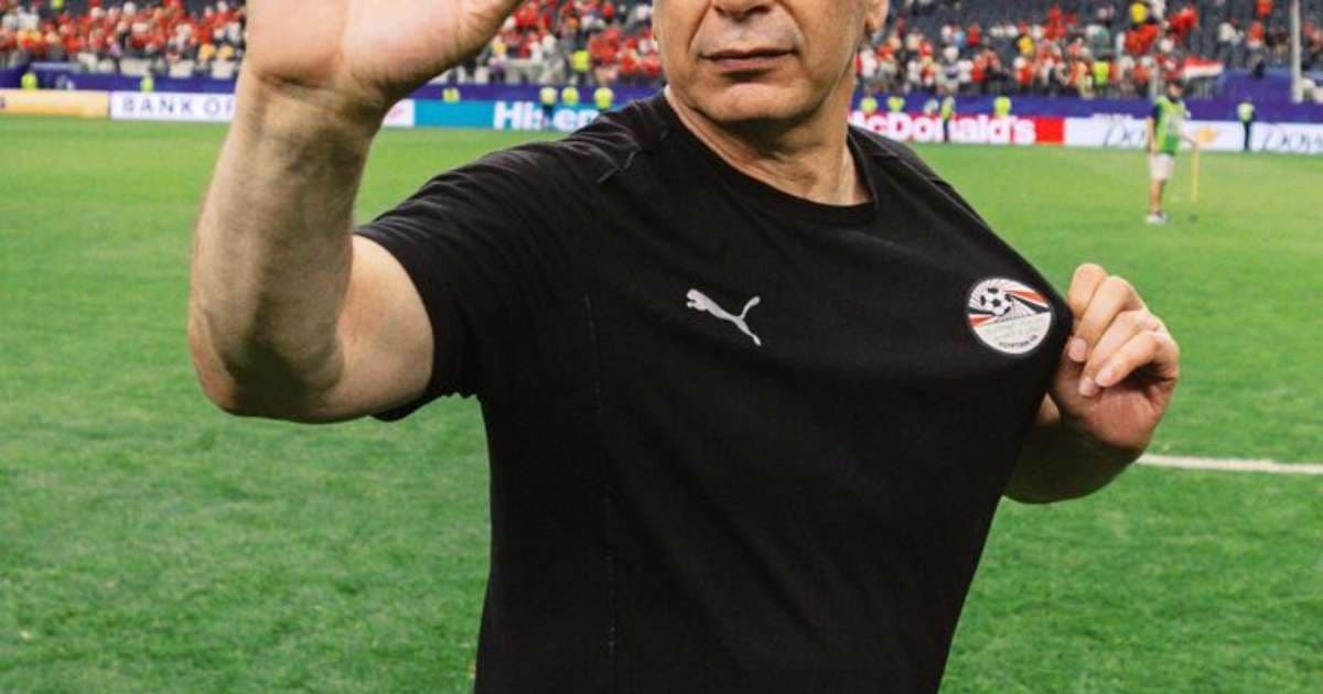 Fifa suspende técnico, dirigente e atacante do Egito