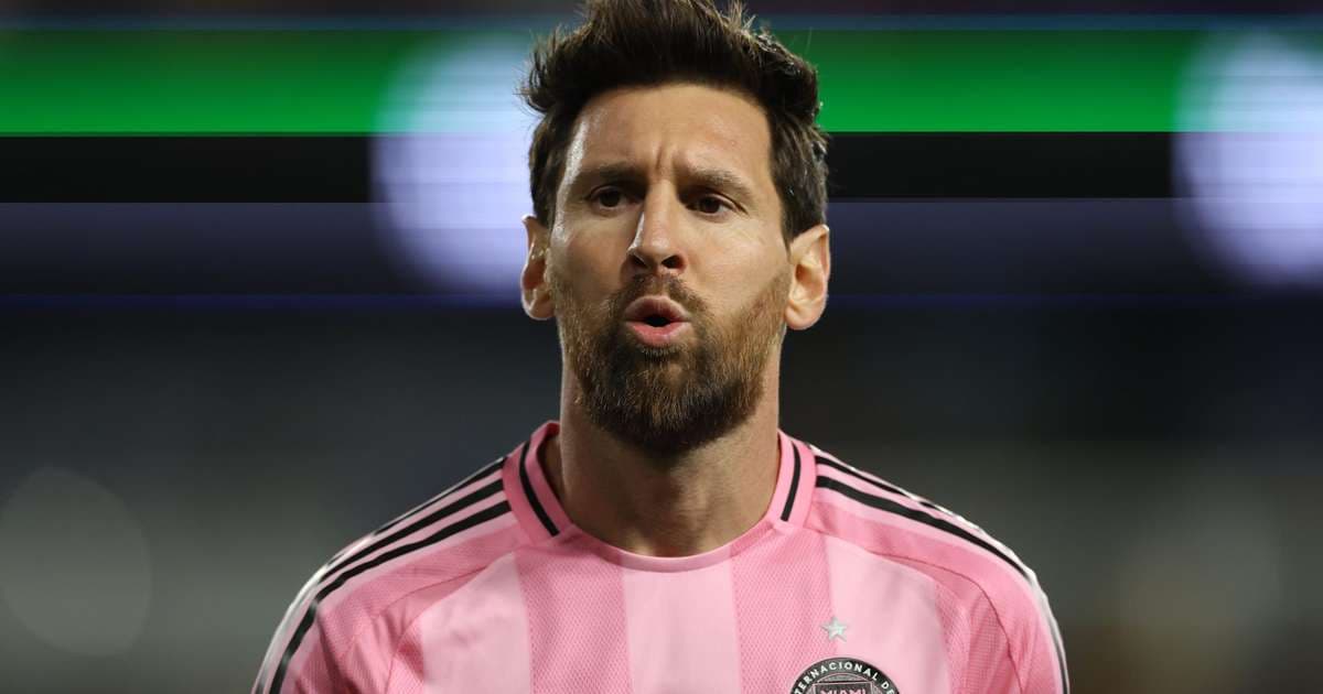 Messi anuncia compra do Eldense, pendente de aval do CSD