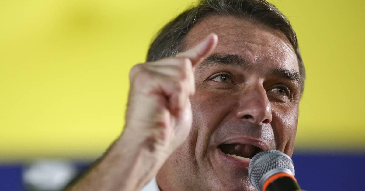Plano de Flávio Bolsonaro prevê cortes sem estimar economia