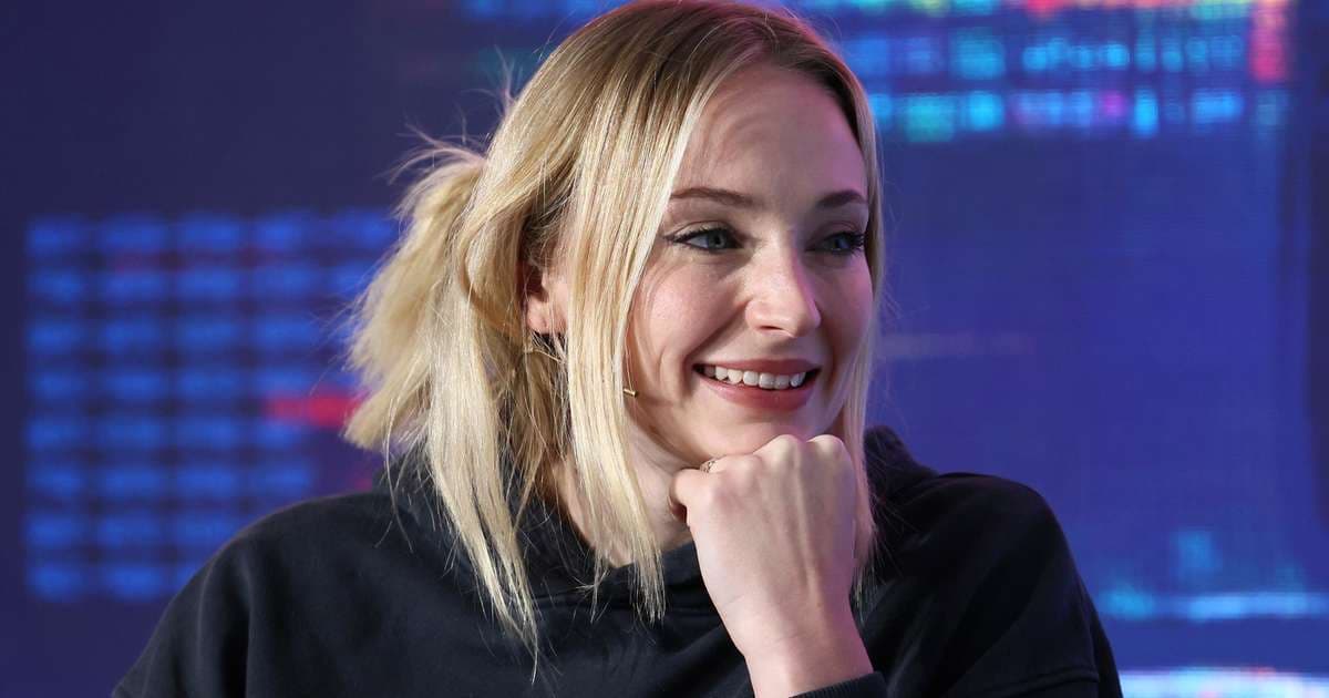 Sophie Turner cita Harvest Moon: Neil Young além da música