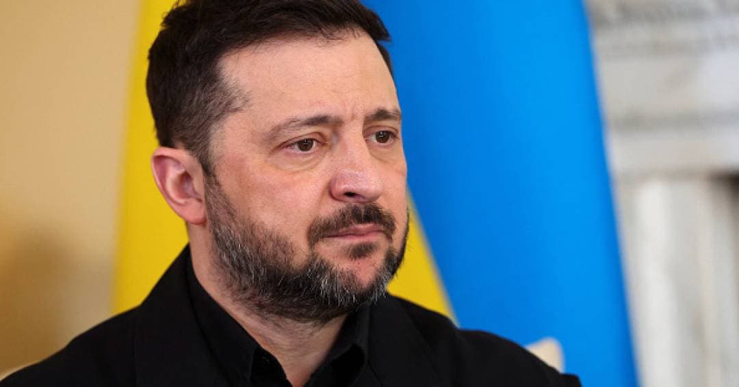 Zelensky entre a guerra e a urna: o dilema da democracia