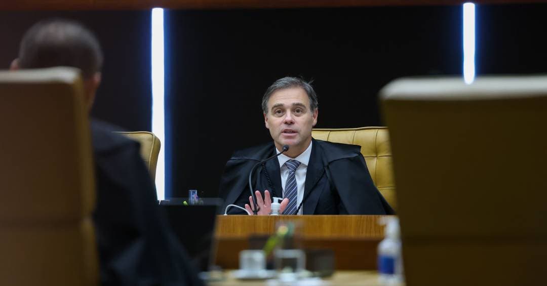 Reunião de Mendonça com banqueiro do Banco Master no STF