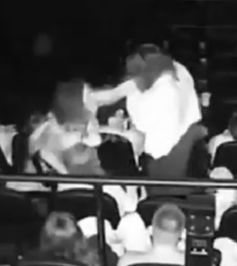 Briga em cinema na Argentina termina com spray e evacuação