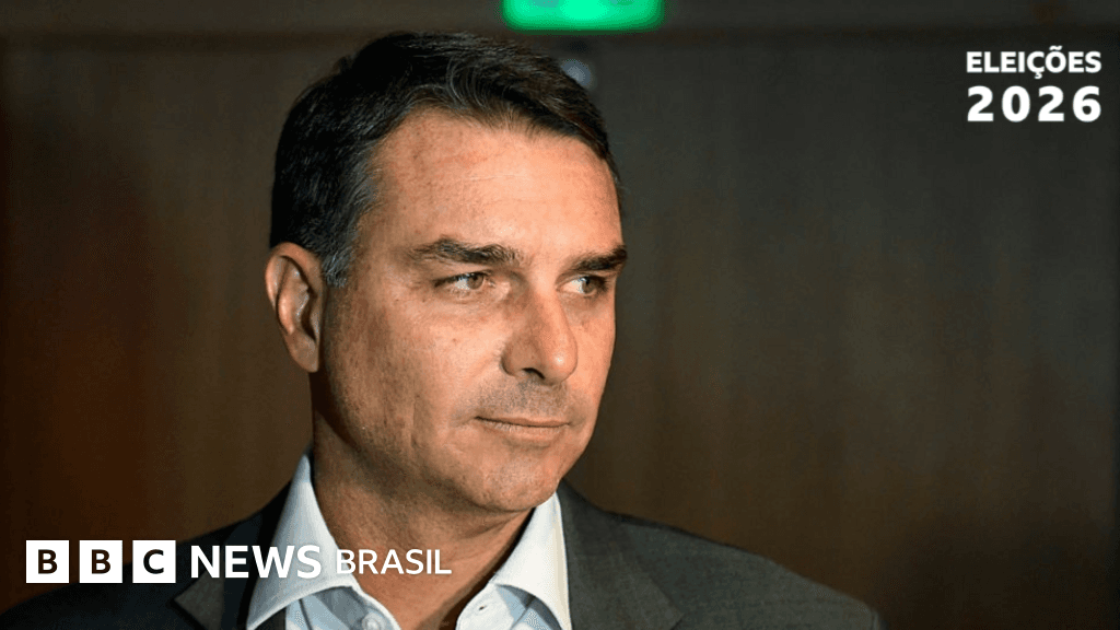 Debate da Globo sem Lula expõe Flávio a críticas dos rivais